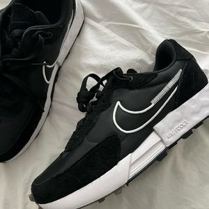 Nike Fontanka Waffle sneakers